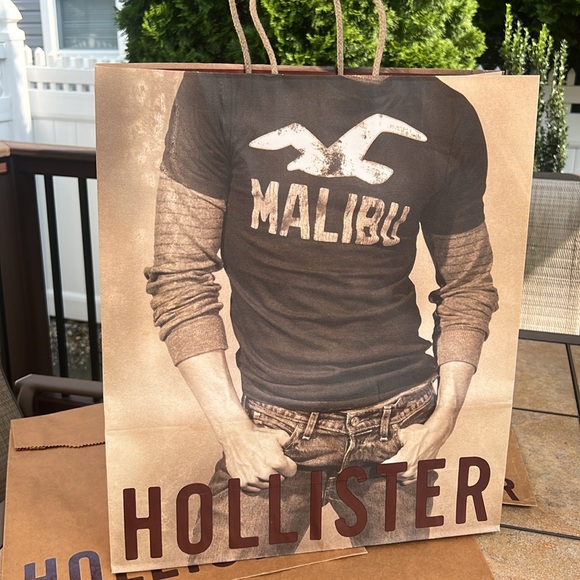 Set of 6 Hollister shopping bags - Picture 3 of 7